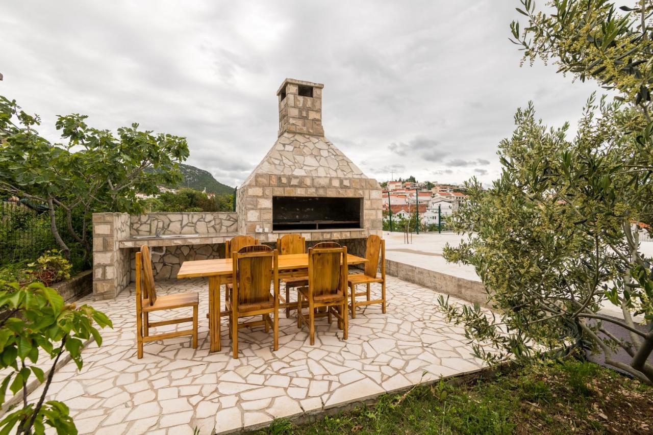 Apartments Capeta Neum Exterior foto